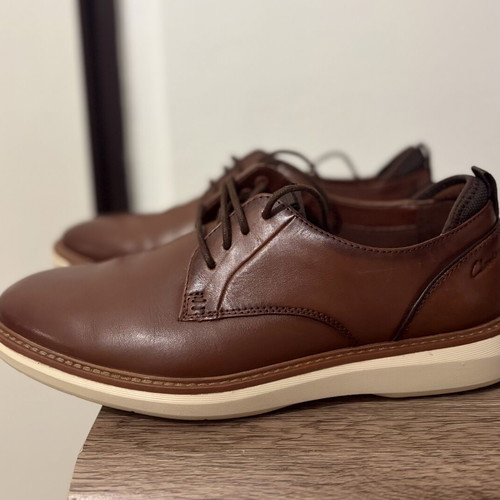 Clarks Brantin Plain men's shoes, size 43, brown leather