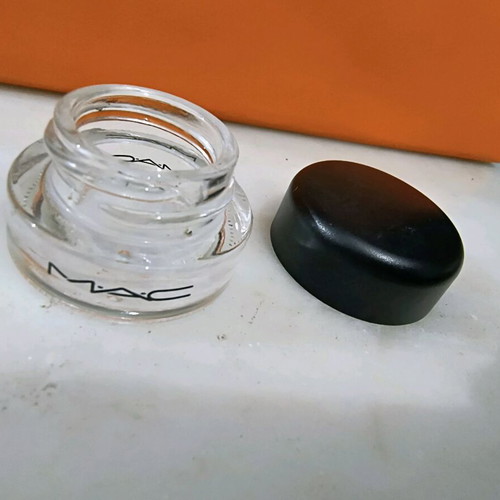 MAC cosmetic jar empty like new