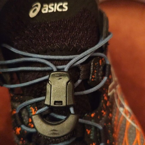 Asics Fujispeed athletic shoes like new, size 38, multicolor