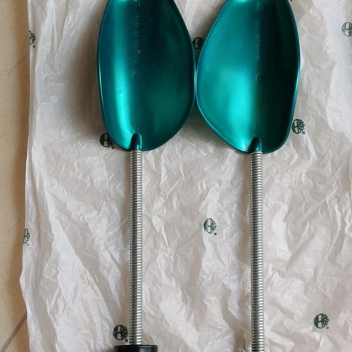 Plastic Shoe Trees like new, 2 green pairs and 1 brown pair