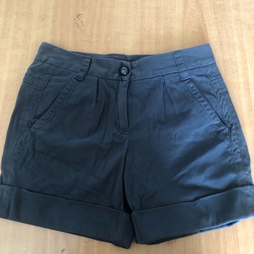 Branded men's shorts like new, size 38