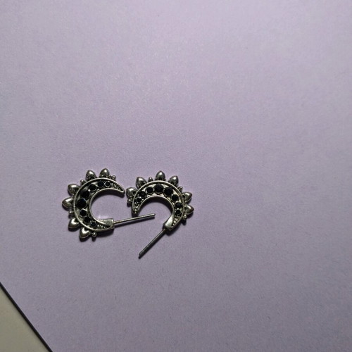 Parfois crescent moon dangle earrings like new with blue details