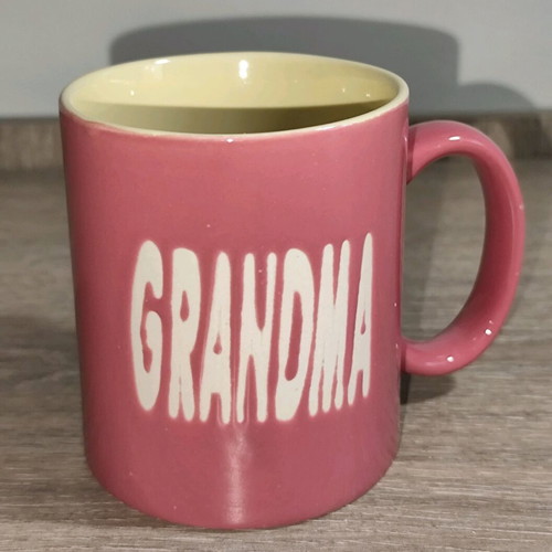 Mug with Grandma logo new