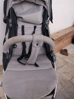 Haukc baby stroller used