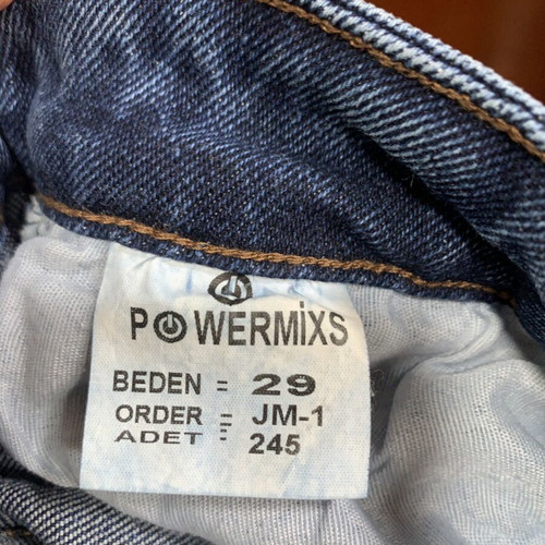 Women's blue jeans like new, size 29