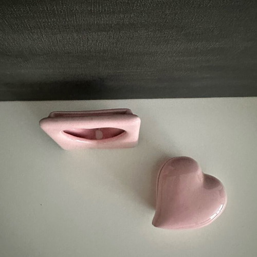 Vintage ceramic heart jewelry box and frame set pink like new