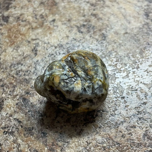 Natural jasper–quartz stone new with shine