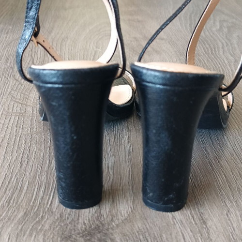 La Bottine Souriante black sandals new, synthetic leather, size 39