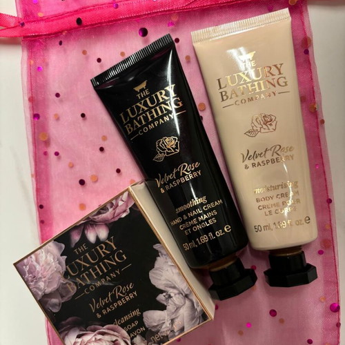 Travel kit with soap and creams new, 3 pieces