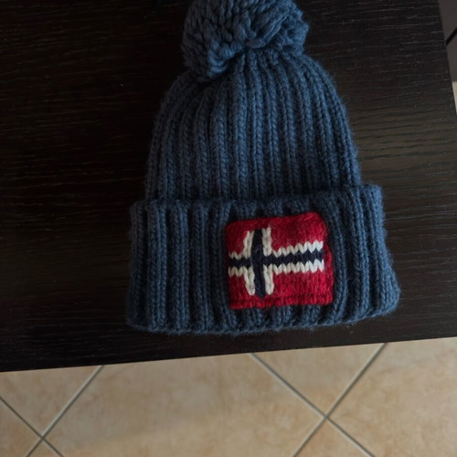 Napapijri Semiury 5 blue hat like new