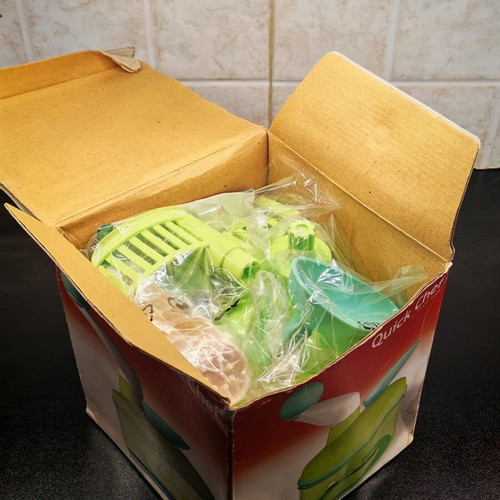 Tupperware Quick Chef 1.5L Manual Chopper new
