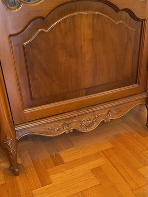 Classic Rococo Style Showcase like new, solid wood