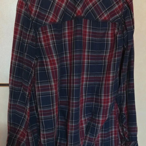Edc women's shirt size S like new, blue and red
