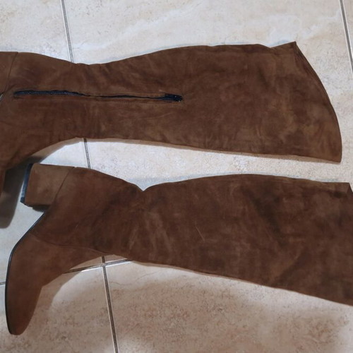Tsakiris Mallas suede over the knee boots size 37 like new, brown