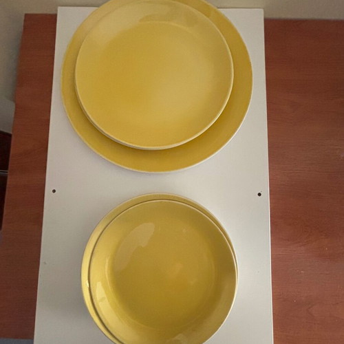 Ceramic plates and round platter like new
