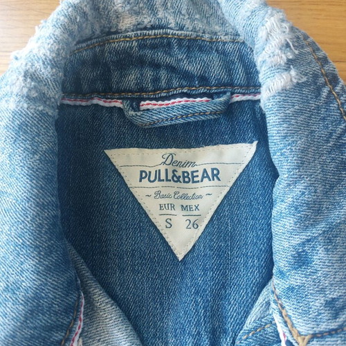 Pull & Bear sleeveless jean jacket like new, blue