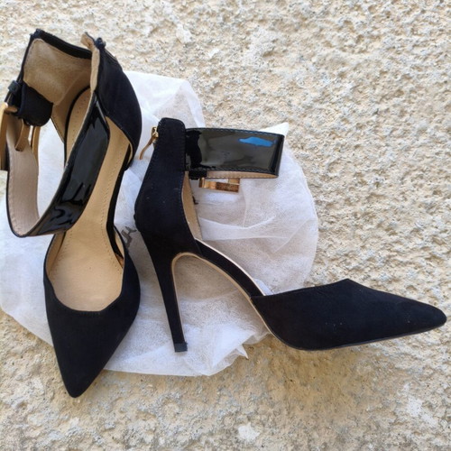 Belle Women Black D'Orsay Pumps Size 38 like new