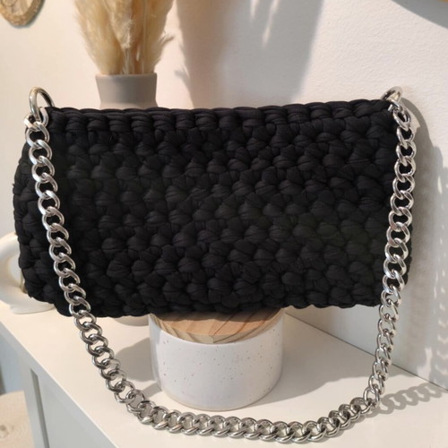 Handmade black knitted shoulder bag with steel chain