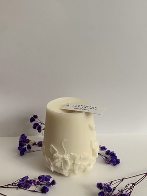 Soy candle handmade new with rose scent or unscented