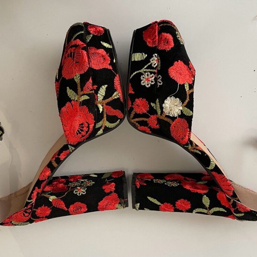 Public Desire embroidered platform ankle strap shoes like new, size 41