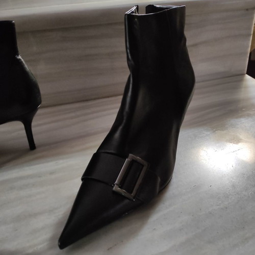 Zara ankle boots new, medium heel, black, size 39