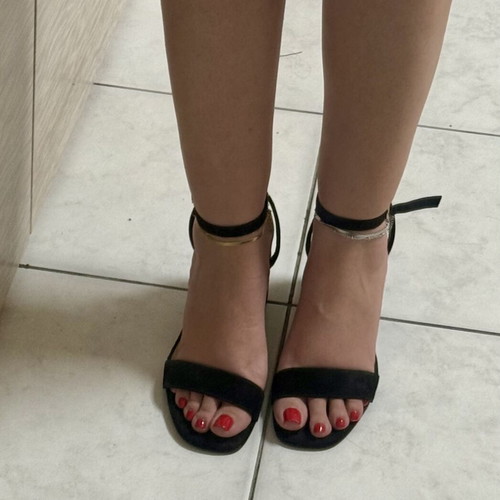 Stradivarius black suede block heeled sandals, size 37
