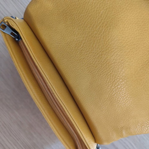 Envelope crossbody bag like new, yellow