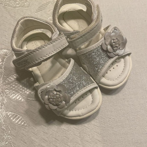 Geox kids leather sandals size 22