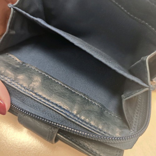 Leather women's wallet dark blue like new, soft leather 9x12 cm
