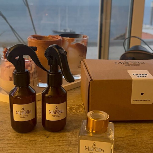 Fabric mist room spray with fresh scent