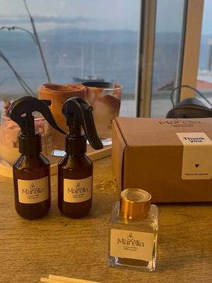 Fabric mist room spray with fresh scent