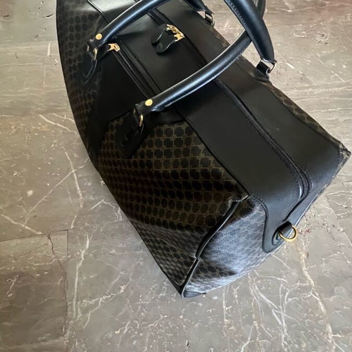 Belle large travel sack like new, black with ochre geometric pattern
