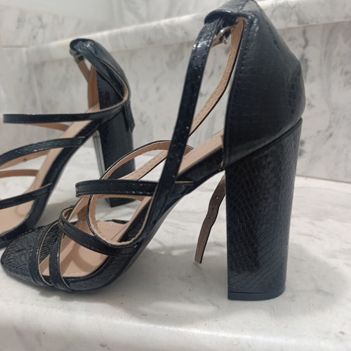 Heeled sandals new size 39 black