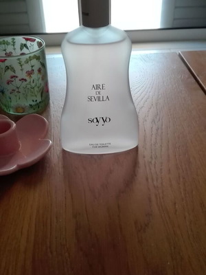 Instituto Español Aire de Sevilla Soy Yo Eau de Toilette 150 ml like new