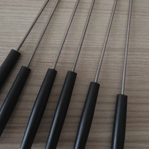Fondue forks set of 6 nearly new with colored handles