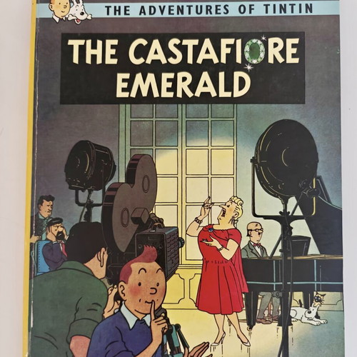 The Adventures of Tin Tin hardcover album like new, Methuen 1971