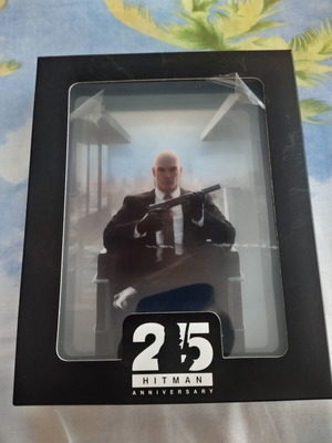 Hitman World Of Assassination 3D Shadow Box, κουτί 25th Anniversary edition