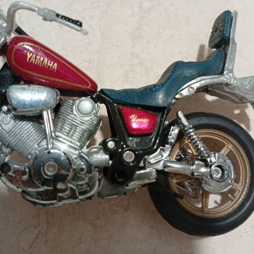 Maisto Yamaha Virago XV1000 motorcycle model used, 1:18 scale