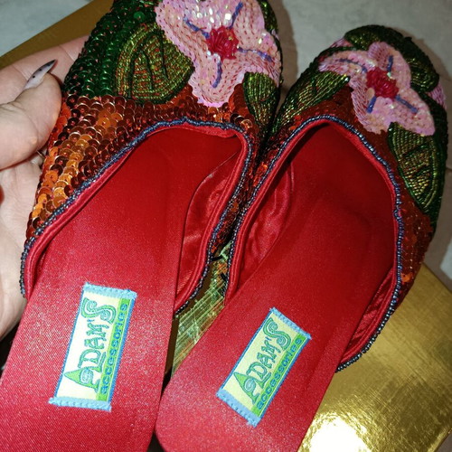 Adam's Shoes slippers new, size 39, colorful vintage design
