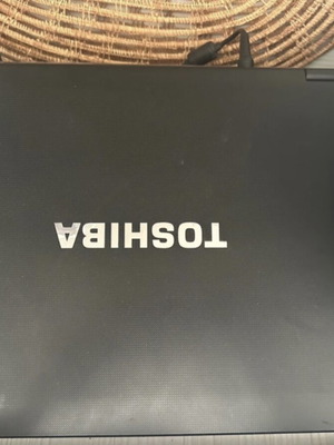 Toshiba Pro S750 σαν καινούργιο με Intel Core i3, 15.6 ιντσών