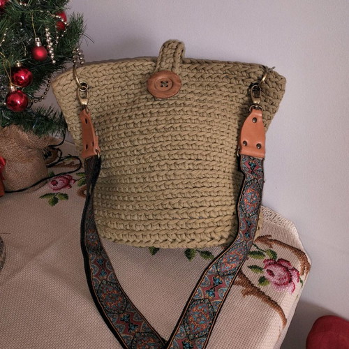 Handmade bag used, shoulder type