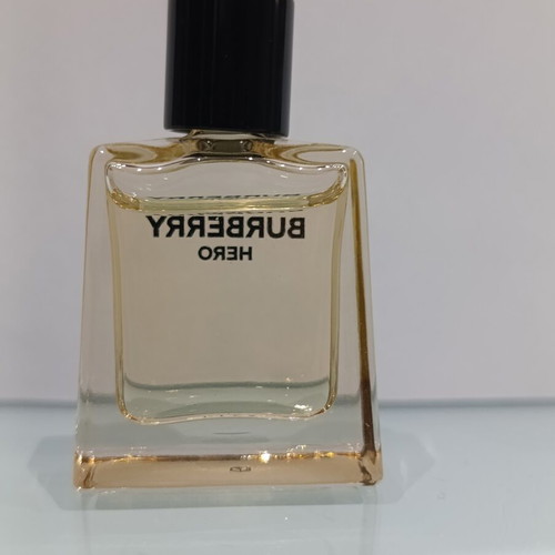 Burberry Hero miniature eau de parfum 7.5 ml used