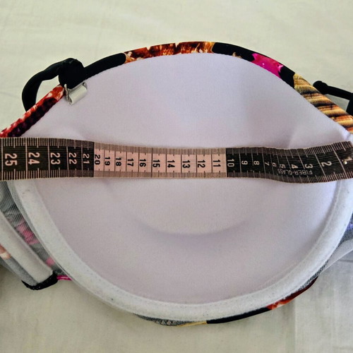 Plus size bikini top multicolor, new without tag