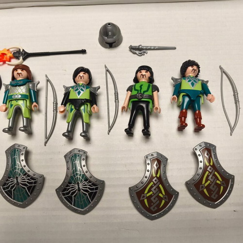 Playmobil green knights pack of 4, like new