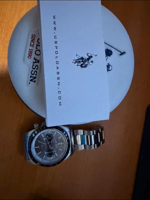 Polo Ralph Lauren 42mm часовник като нов, сребрист