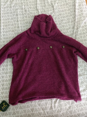Pink women's turtleneck sweater like new, size XL