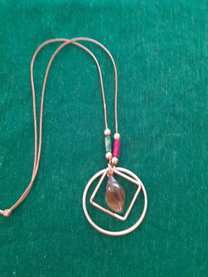 Necklace like new