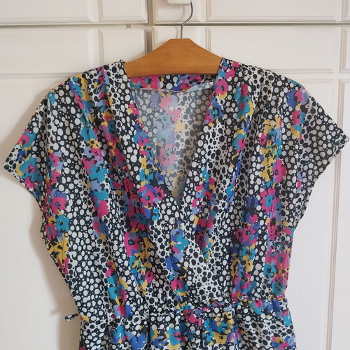 Authentic 80's midi dress with lining, elastic waist, like new, multicolor