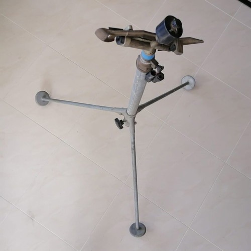 Grouner 1` Type 342 brass water sprinkler with tripod new