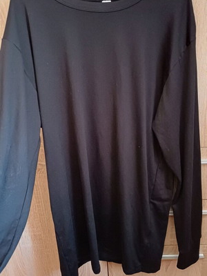 Μπλουζάκια large μεταχειρισμένα, λεπτό φούτερ και ανοιξιατικά